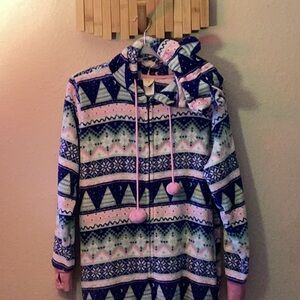 Munki Munki Bear eared multicolored tree design onesie pajamas in size M